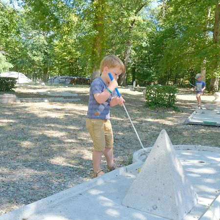 Camping Etang Des Bois Vieilles-Maisons-sur-Joudry 외부 사진
